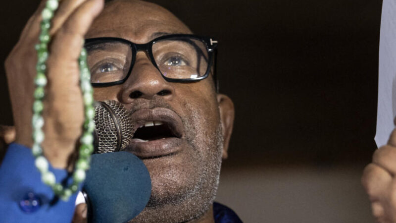 Comores : Un jeune gendarme tente d&rsquo;assassiner le président en pleine rue 