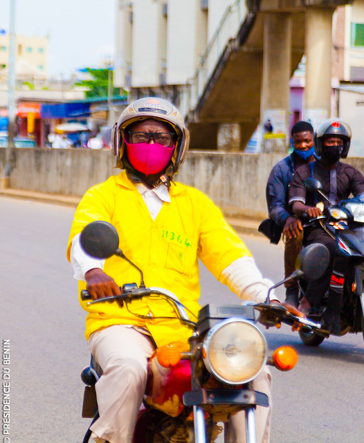 Divers/Cotonou: un Zemidjan a vu sa moto et son téléphone emporter après avoir consommé plusieurs bouteilles de bières empoisonnées par ses clients