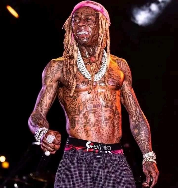 États-Unis : Lil Wayne désapprouve une statue de cire à son effigie