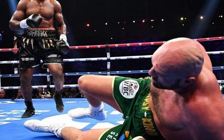 Déclaré vaincu : Francis N’Gannou dévoile enfin pourquoi la victoire a été attribuée à Tyson Fury