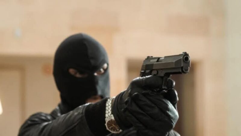 Abomey-Calavi: un ex-enseignant et gérant de cabine mobile Money braqué se trouve dans un état critique