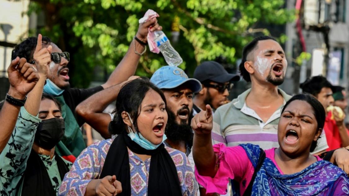 Bangladesh: Les communications enfin rétablies après une situation tendue occasionnant plusieurs morts