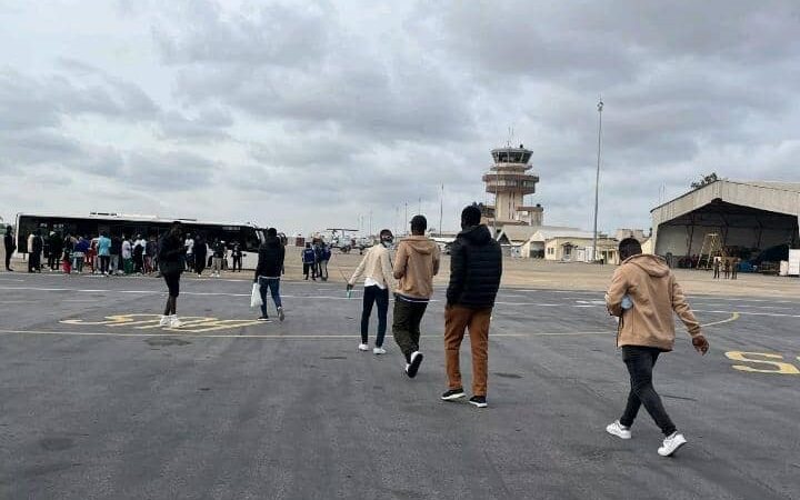 Rapatriement des migrants béninois en Algérie : Un premier vol atterrit à Cotonou