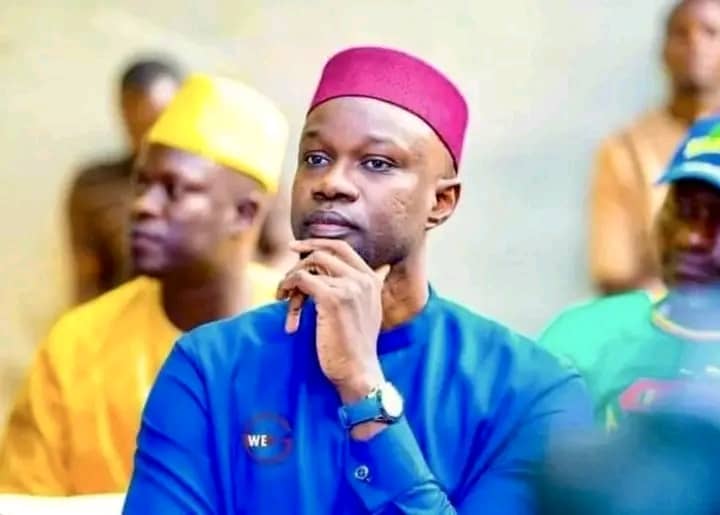 SÉNÉGAL : Ousmane Sonko dénonce un problème d’autorité et critique Diomaye Faye