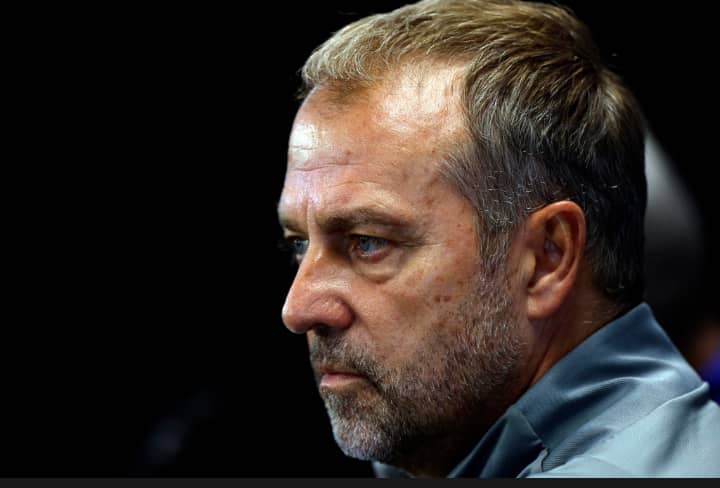 Ligue des champions: Hansi Flick voit le PSG comme un défi majeur