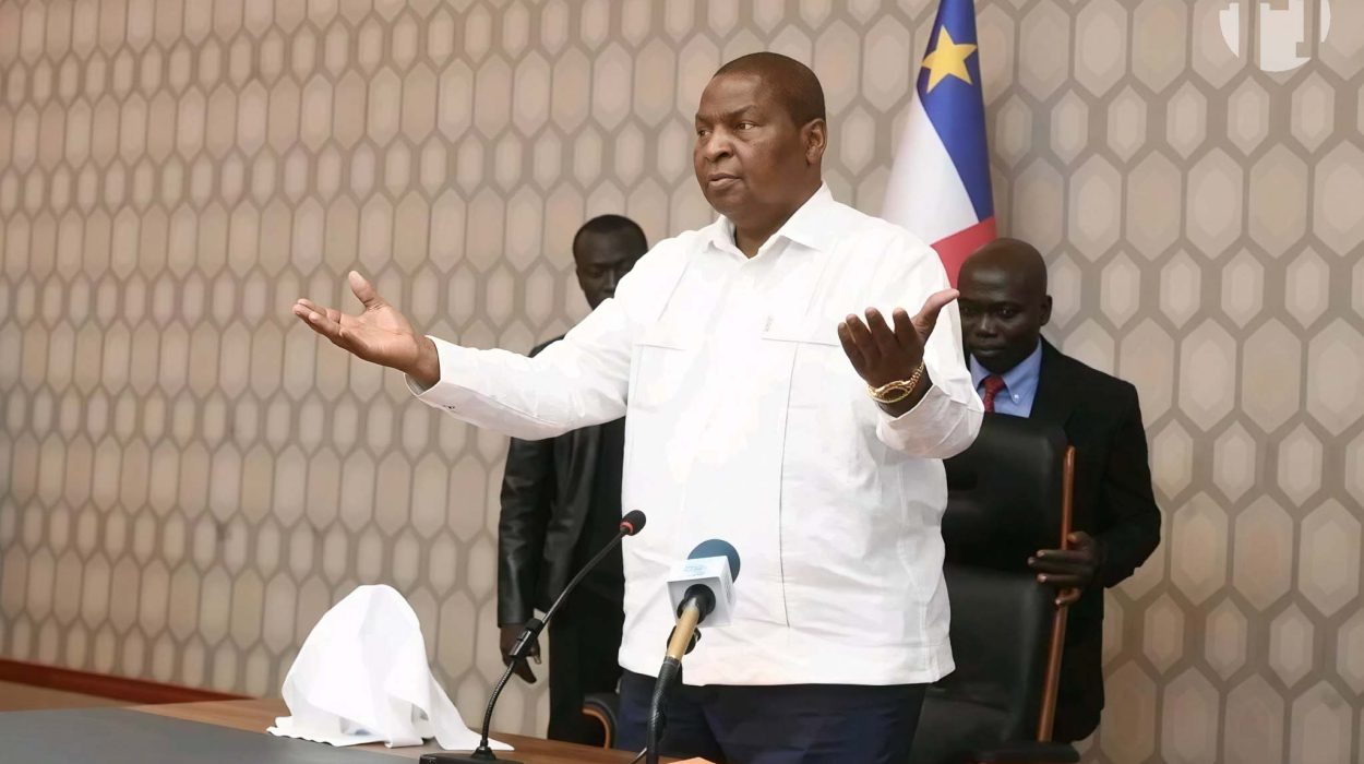 Présidentielle en Centrafrique : la société civile attaque la candidature de Touadéra devant le Conseil constitutionnel