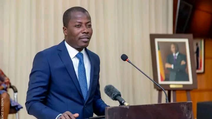 Bénin : Le gouvernement promet des poursuites contre les auteurs de l’apologie du putsch