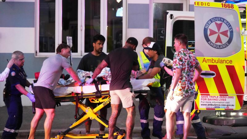 Australie: Une fusillade fait plusieurs morts et plusieurs blessés sur la plage de Bondi ‎