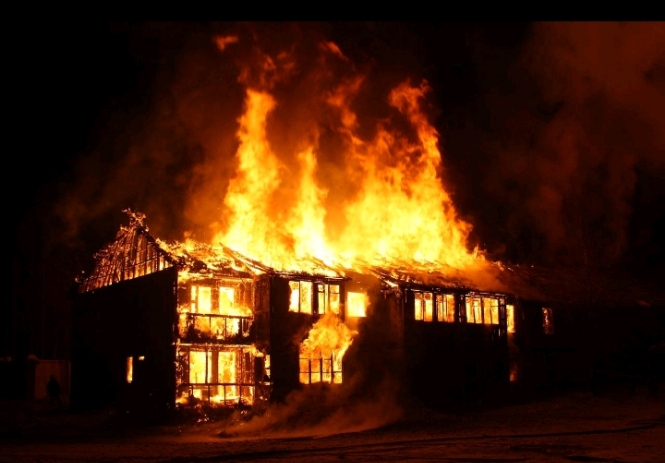 Bénin – Toucoutouna : un poste de police incendié par des individus armés non identifiés