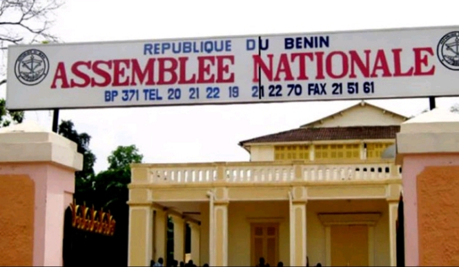 Ressources allouées à la gestion de l&rsquo;eau et l&rsquo;électricité à Parakou: l&rsquo;Assemblée nationale met en place une commission d&rsquo;enquête